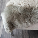 Naturfell aus 100% Schafswolle | Beige-Grau